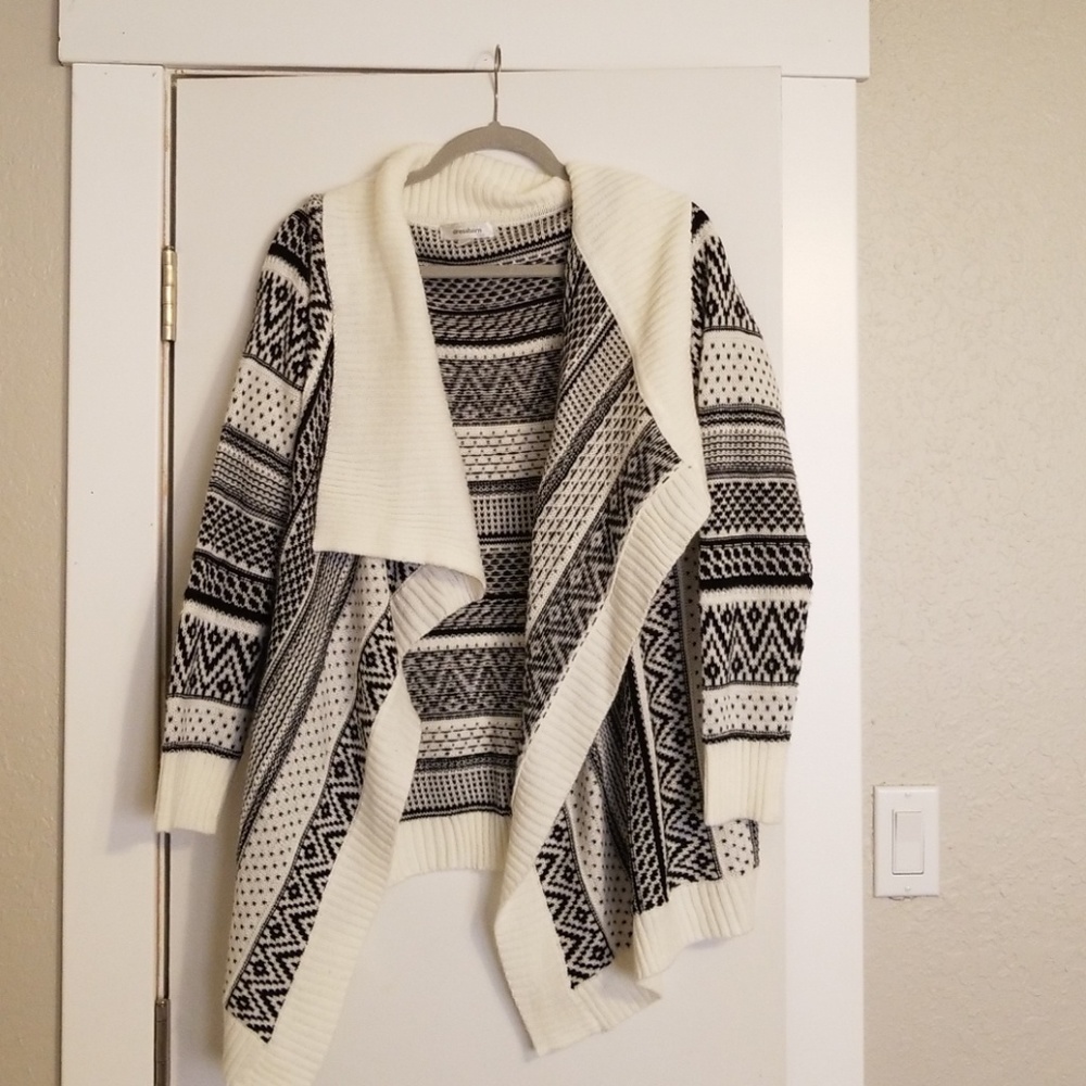Winter white sweater. Super warm, only worn once.